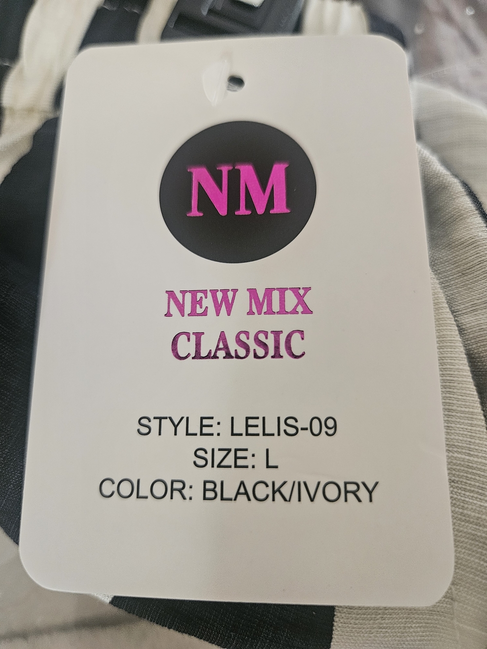 💕❣️Women New Geometrics Black & Ivory Striped Wide-Leg Pants - NWT - Size L❤️💕 - Picture 9 of 9